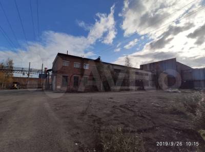 Уральский металлургический завод с рабочими выставили на продажу на Авито
