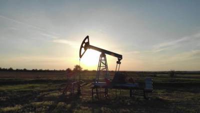 Цена нефти Brent остается на уровне $61 за баррель