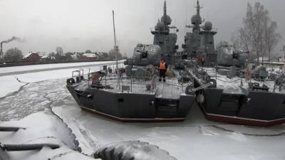 Корабли Балтийского флота едва не попали в ледовый плен
