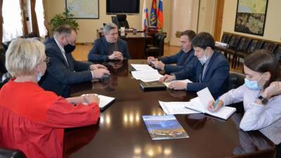 Глава администрации Выборгского района провел встречу с представителями "Энергопроект-М"