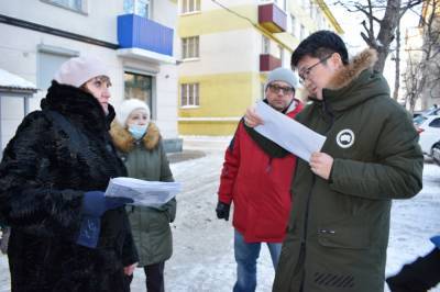 Жильцы четырех домов в Корсакове обсудили проект благоустройства двора