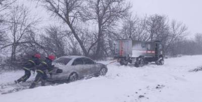 Погода в Украине ухудшится: спасатели предупредили о сильных осадках и гололедице