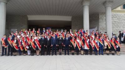 В Душанбе прошла встреча получателей Стипендии Президента Республики Таджикистан на 2020-2021 годы