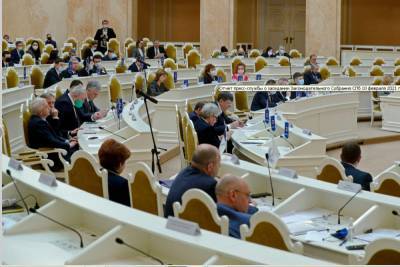 Макаров ввел ограничения на выступления оппозиционеров в год выборов