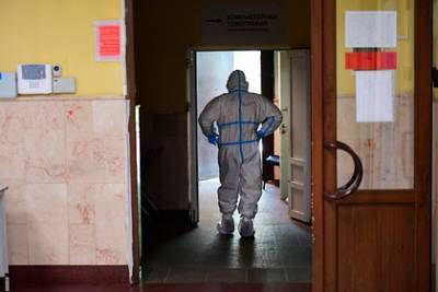 В России за сутки умерли 553 пациента с коронавирусом