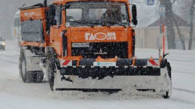 Из Киева за сутки вывезли почти четыре тонны снега