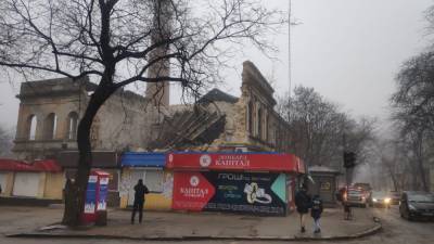 В Одессе рухнул бывший завод мороженого “Полярная звезда”