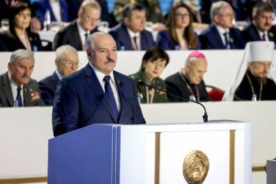 Лукашенко заявил, что Белоруссия переживает переломный период