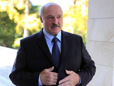 "Ъ": Лукашенко попросит у Путина больше 220 млрд, но уходить все равно не станет