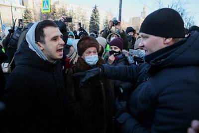В Челябинске провокатора из НОД оштрафовали за участие в акции в поддержку Навального
