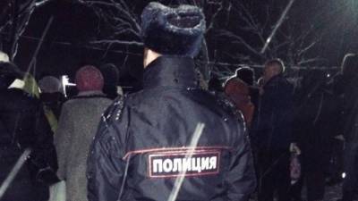 Полицейский серьезно пострадал при спасении людей на пожаре в Москве