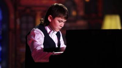Тверская филармония приглашает на концерт молодого пианиста Сергея Давыдченко