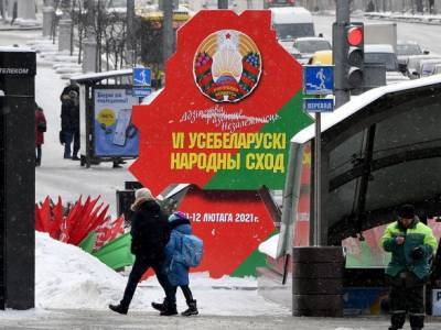 Лукашенко заявил, что Беларусь переживает "переломный момент, который можно сравнить с развалом Советского Союза"
