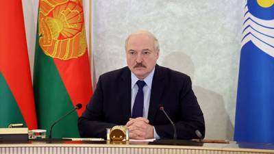 Лукашенко резко ответил Польше за критику Белоруссии