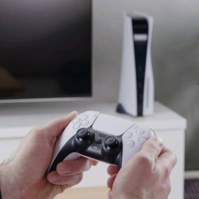Владельцы PlayStation 5 жалуются на проблемы с геймпадом
