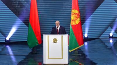 Лукашенко: Белоруссия должна сохранить нынешнюю форму государственного управления