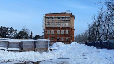 Реконструкцию школы № 434 в Сестрорецке завершат к сентябрю