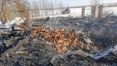 В Тверской области пенсионерка осталась без крыши над головой из-за пожара