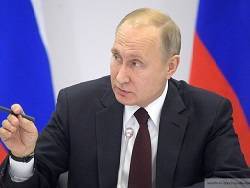 Кремль возмутил слив со встречи Путина с главредами СМИ