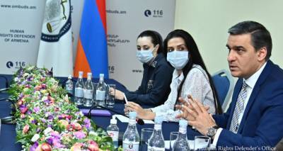Татоян обсудил с представителями СМИ проект властей по борьбе с анонимными источниками