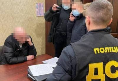 Замдиректора "Украэроруха" подозревают в мошенничестве на 100 тыс. долларов (фото)