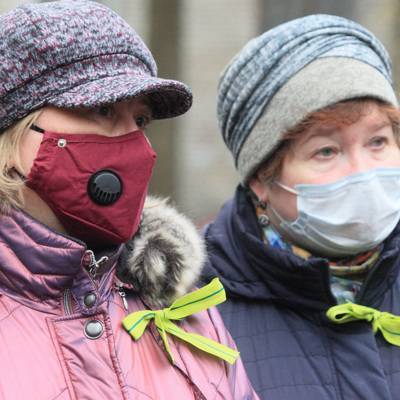Норвежские власти могут ввести рекомендацию носить две маски одновременно