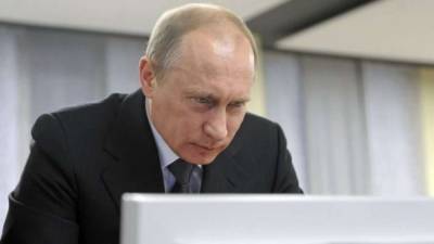 Путин заявил о готовности отключить интернет по всей России