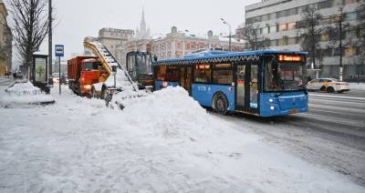 Москвичам рассказали, как проходит уборка снега в городе