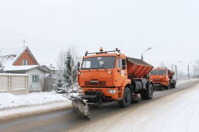 В Твери из-за грядущего снегопада усиливают контроль за дорогами