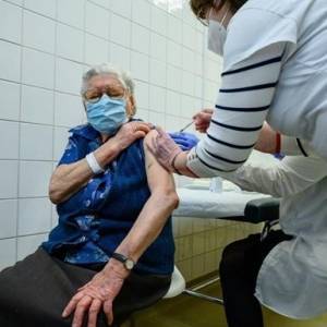В Венгрии стартовала вакцинация препаратом «Спутник V»