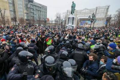 Спецслужбы РФ: Исламисты панируют террористические акты против участников массовых протестов в России