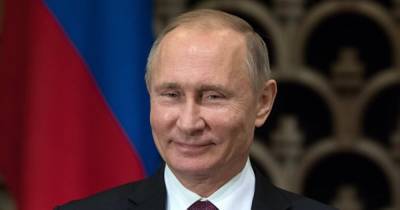 "Есть план": Путин рассказал почему до сих пор не привился российским "Спутником V"