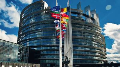 Европарламент принял резолюцию по Украине и России