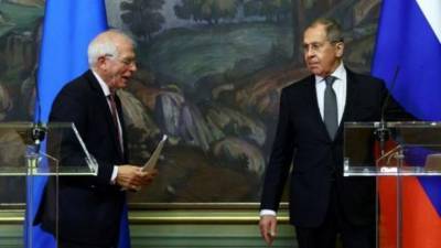 Боррель сообщил Шмыгалю, что поддержал Украину в переговорах с Лавровым