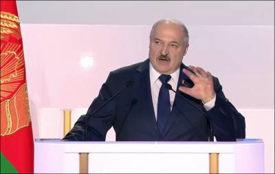 Лукашенко по-прежнему не хочет «отдавать любимую»