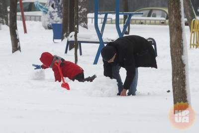 Лютый мороз в Украине крепчает - обещают уже -30 градусов. Кому готовиться?
