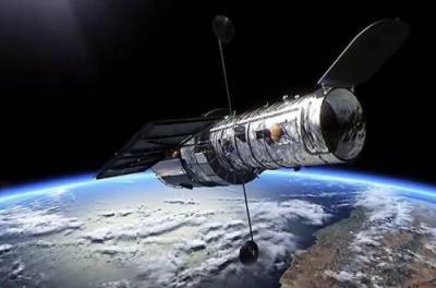 Телескоп Hubble запечатлел в космосе "песочные часы"