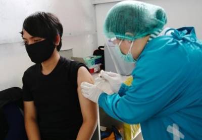 В Малайзии COVID-вакцинация для иностранцев будет бесплатной