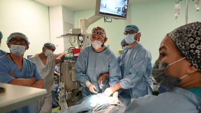 Мастер-класс по хирургии: иркутский профессор поделился опытом с коллегами в Казахстане