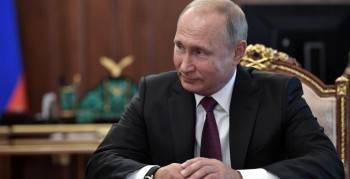 Владимир Путин пообещал сделать прививку от ковида