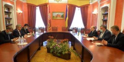 В Киеве обсудили вопросы развития сотрудничества Таджикистана и Украины в сфере науки и образования