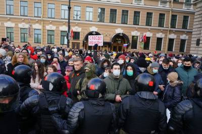 В петербургских судах перечислили оправдания участников митингов