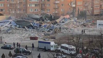 Охранника после взрыва в супермаркете во Владикавказе вытащили живым из-под завалов