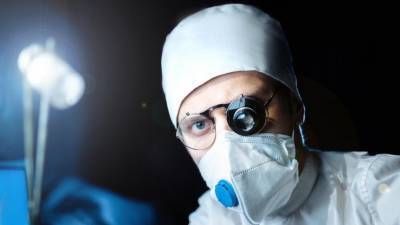 Инфекционист спрогнозировал новый всплеск заболеваемости коронавирусом в России