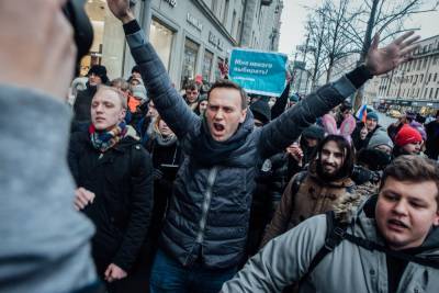 Эксперт: все, кто ненавидят Россию, поддерживают Навального