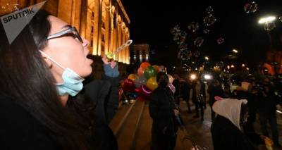 Акция неповиновения длилась в Тбилиси до поздней ночи