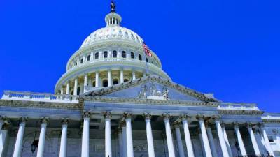 Конгресс США ждет сокращения дефицита бюджета на 900 млрд долларов