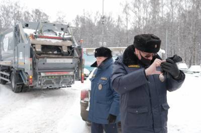 В Красногорске штрафуют водителей за парковку у контейнерных площадок