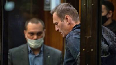 Сегодня в Бабушкинском суде рассматривается дело Навального о клевете на ветерана