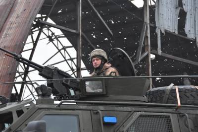 В ООС за сутки было пять обстрелов, погибло двое украинских военных